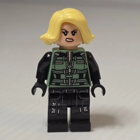 LEGO Marvel Black Widow Blonde Hair Green Vest Minifigure