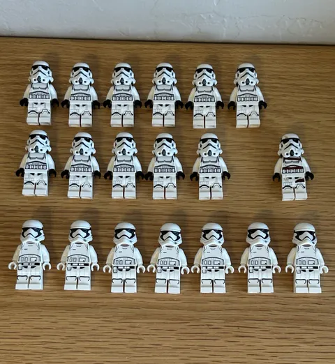 Lego Star Wars 19 minifigures Storm Troopers. (#Lot 2)