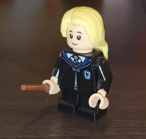 LEGO Harry Potter Luna Lovegood Minifigure hp307 Ravenclaw Robe New