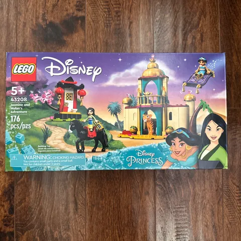 LEGO 43208 - Disney: Jasmine and Mulan’s Adventure - New!! Sealed