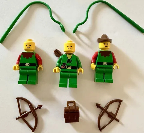 LEGO Castle Forestmen Minifigure Lot cas240a cas139 Vintage Quiver Bows Vines