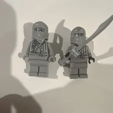 LEGO NINJAGO Grey Ghost student Minifigures Lot of 2 70590