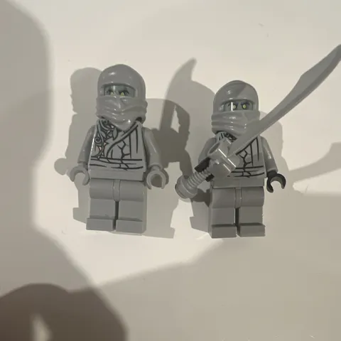 LEGO NINJAGO Grey Ghost student Minifigures Lot of 2 70590