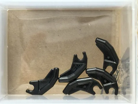 LEGO Parts - Black Barb / Claw / Horn / Tooth with Clip Angled - No 3171 - QTY 5