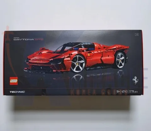 Lego 42143 Ferrari Daytona SP3 3778pcs SEALED Genuine / New / Express