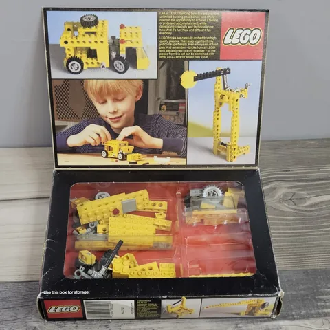 Vintage 80s 1984 Lego 8020 Expert Builder Set Box And Some Parts.  No Manual. 