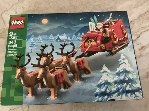 LEGO 40499 Santa's Sleigh 343pc Seasonal Set 9+ Santa & Reindeer