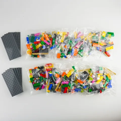 SERIOUS PLAY Supplement Set 10 Window Exploration Bag + 10 Building Plates 8x16