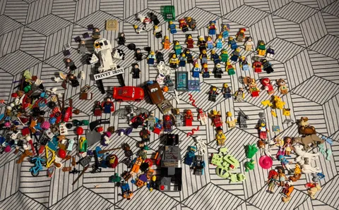 LEGO Minifigure Lot 80+ Batman Harry Potter Sonic Minecraft Ninjago Animals