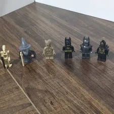 LEGO Minifigure Lot Batman, Armored Batman, Gandalf, Groot & Battle Droid