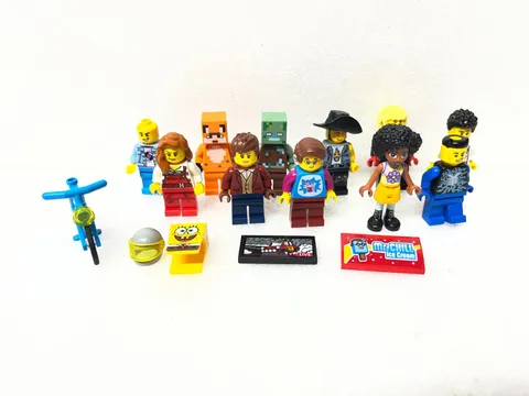 LEGO Minifigure Lot of 11 Assorted Characters Figures Collectible