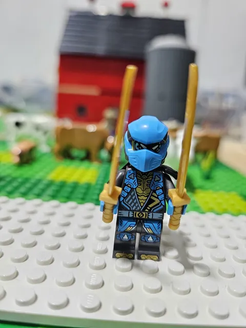 NEW LEGO Nya Minifigure - Tunic with Shoulder Armor Ninjago Dragons Rising S3