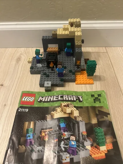 LEGO Minecraft: The Dungeon (21119) Pre-owned Missing One Piece