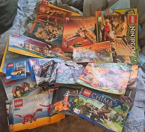 vintage lot LEGO Catalogs & Pamphlets and even more in the bag ! haha