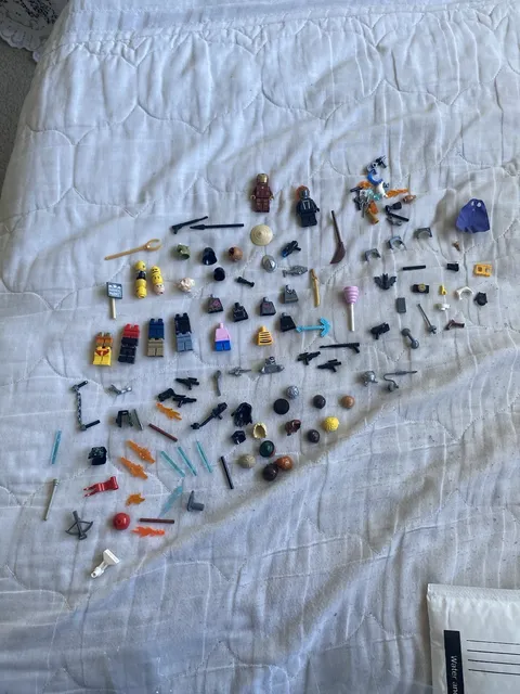 LEGO Minifigure Parts & Accessories Mixed Lot Heads Torsos/Legs Helmets Weapons