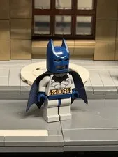 Batman 1 2006 Dark blue Batman Custom Minifigure *Cowl not Included* Bat022