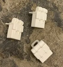 Lego White Mini Figure Back Pack, Non Opening, 2524 (028-353). 3 Pieces