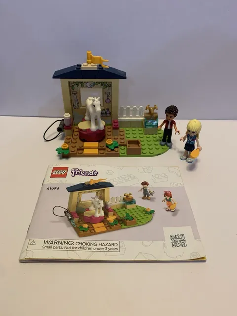 LEGO FRIENDS: Pony-Washing Stable (41696)-Incomplete.No Box. Read Description