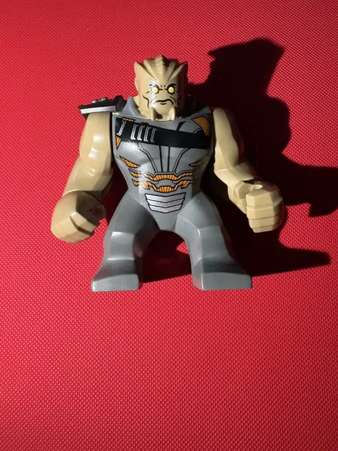 LEGO CULL OBSIDIAN Minifigure 2013