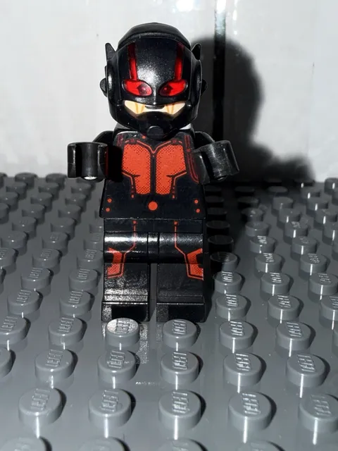 Lego Sh0202 - Ant-Man (Hank Pym)