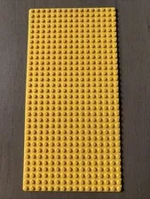 LEGO 3857 Yellow Baseplate 16 x 32 - 1 Piece