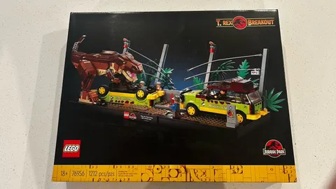 LEGO Jurassic World: T. Rex Breakout (76956) Brand New