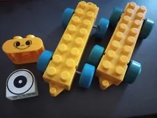 Lot Of 4 Loc Blocs Parts Pieces Cars Face Eyeball Lego Duplo Vintage 1980's