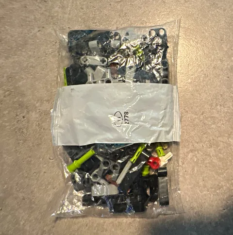 LEGO Technic Bulk Parts Lot Polybag Black Gray Green Red White Plastic