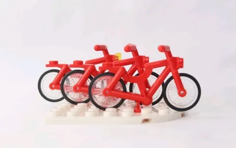 LEGO LOT OF 3 RED BICYCLE PIECES MINIFIGURE ACCESSORIES BIKE PARTS