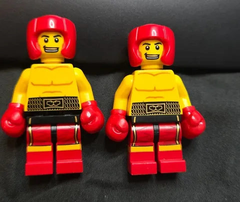Retired Lego Series 5 Minifigure - Set of 2 Boxers  - Col05-13 - From 2011