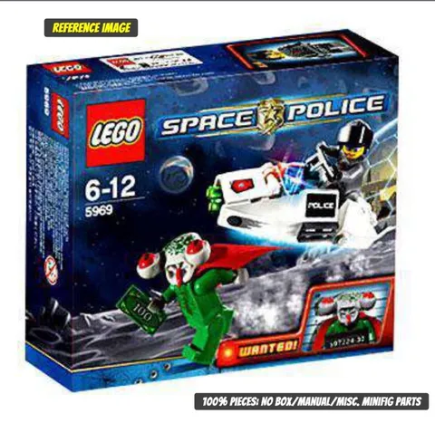 LEGO Set 5969: Squidman Escape (100% Pieces: No Box/Manual/Misc. MiniFig Parts)