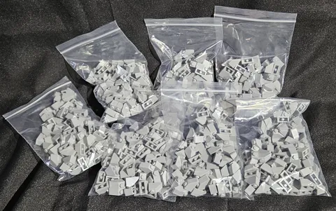 LEGO Light Bluish Gray 2x1 45 Slope Lot of 100 Part 3040 1 Bag of 100 Brand New
