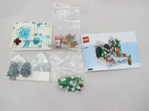 LEGO Seasonal: Winter Elves Scene (40564)