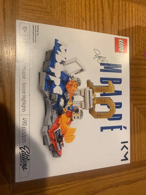 LEGO Editions Kylian Mbappe Soccer Highlights Building Set 43013 490 Pieces New