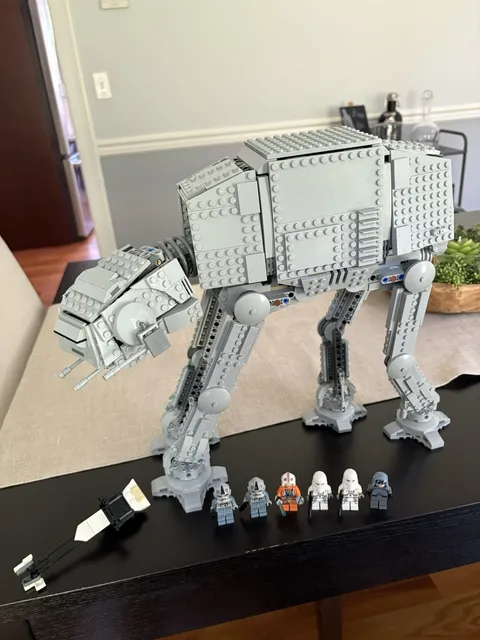 LEGO Star Wars: AT-AT (75288)