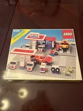 LEGO Town: Exxon Gas Station (6375)- Brand New Open Box Sealed Bags Legoland