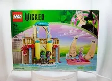 LEGO Wicked: Glinda, Elphaba & Nessarose at Shiz University (75681)