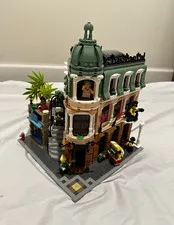 LEGO Creator Expert Boutique Hotel 10297 Visibly Complete Read Description
