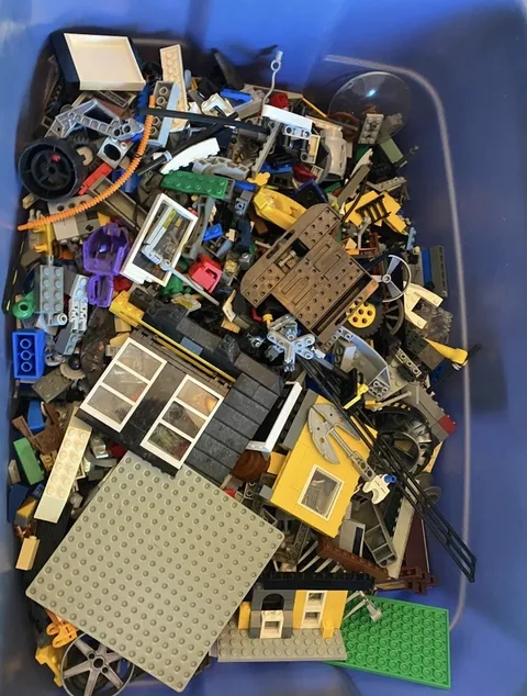 BULK LEGO PIECES, BRICKS, PLATES, ACCESSORIES, WHEELS, TIRES, TECHNIC 1 LBS BAG
