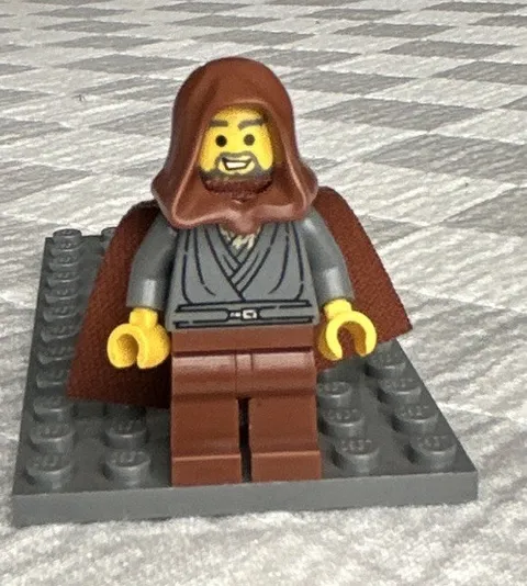 LEGO Jedi Bob Minifigure Brown Hood w/ Cloth Cape
