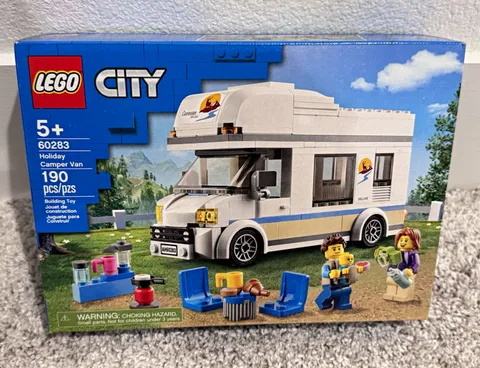 LEGO City Holiday Camper Van 60283 Great Vehicles 190 pcs Age 5+ Complete Set