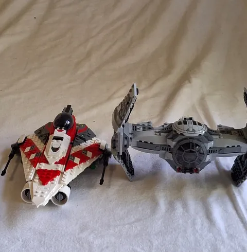 Lot of 2x LEGO Star Wars Starships 75082 TIE Advanced & 75388 Near COMPLETE