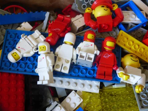 LEGO  Assorted Bulk Lot 5 lbs Pounds  Figures  Bricks Specialty Pieces