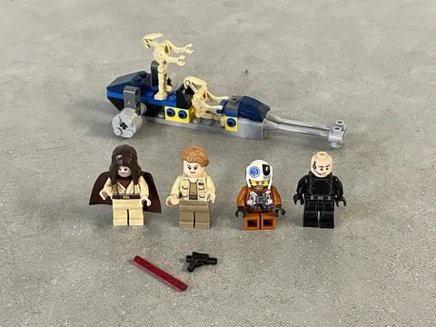 Mixed Lot of 6 LEGO Star Wars Minifigure Minifigures - Battle Droids, Speeder