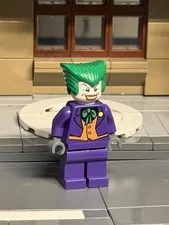 Batman 1 2006 Joker Custom *Torso Only* Bat005