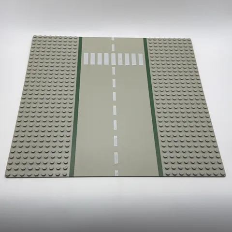 LEGO Vintage Gray 10x10 32x32 Baseplate Airport Runway Roadway