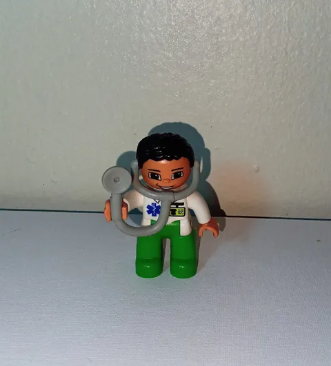 Lego Duplo Doctor w/ stethoscope black hair white/green