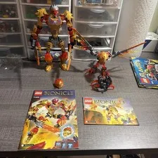 LEGO BIONICLE: Tahu-Uniter of Fire (71308) and Ikir Creature of Fire (71303)