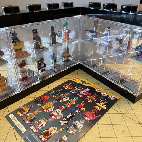 LEGO BATMAN MOVIE Minifigures Series 1 (71017) Complete Set In LEGO Display Case