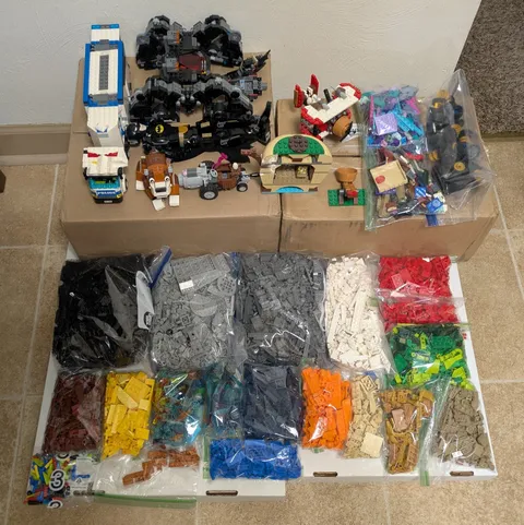 Bulk LEGO Lot 12.165 LB Pounds Of Assorted Used Building Legos & INCOMPLETE SETS